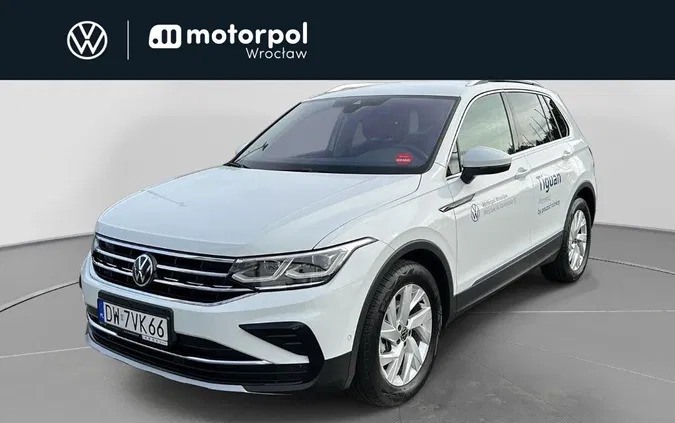 korfantów Volkswagen Tiguan cena 163900 przebieg: 6231, rok produkcji 2023 z Korfantów